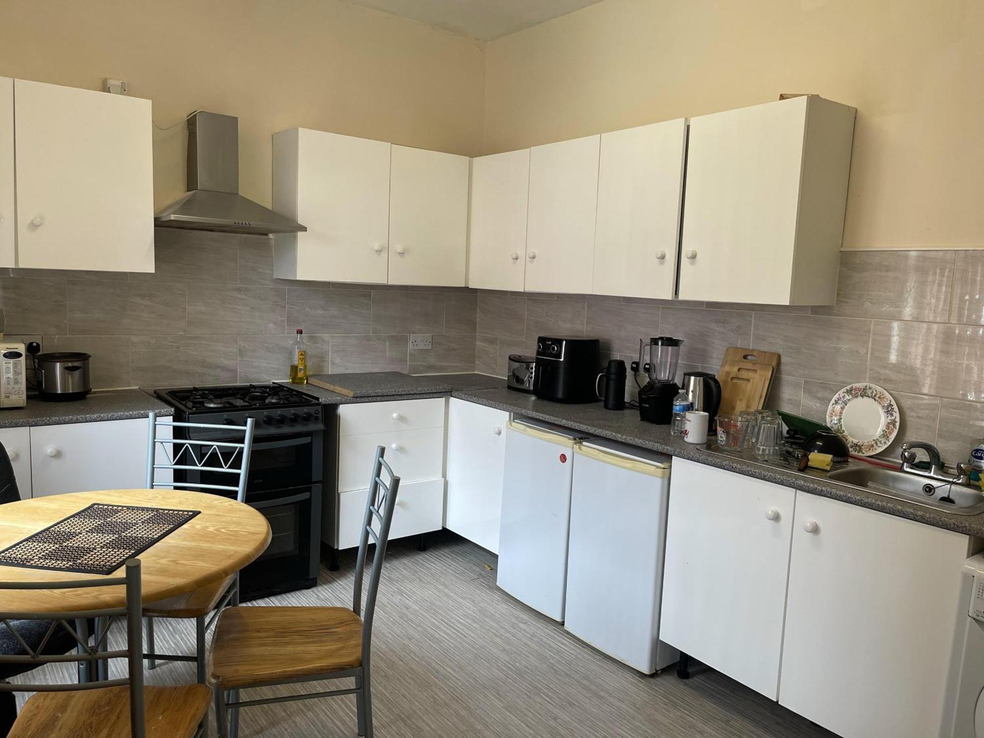 2-Bed Apartment - Sleeps 4 - Street Parking - Wifi Mánchester Exterior foto